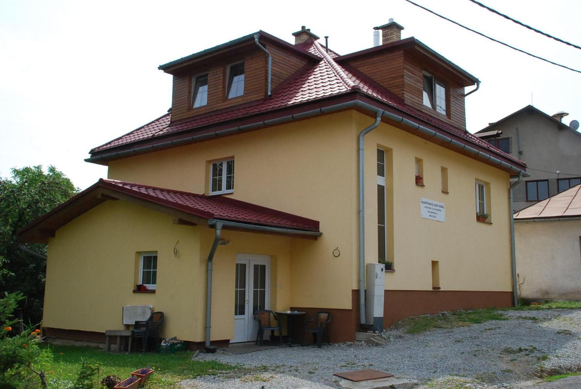 Apartmánový Dom Králiky Esterno foto