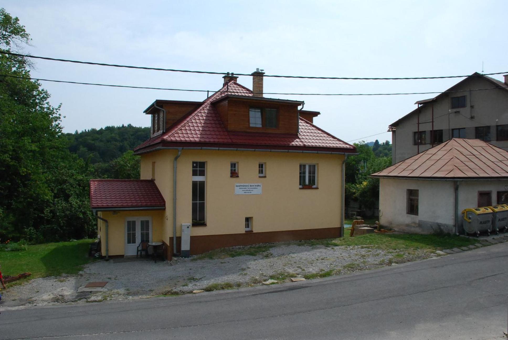 Apartmánový Dom Králiky Esterno foto