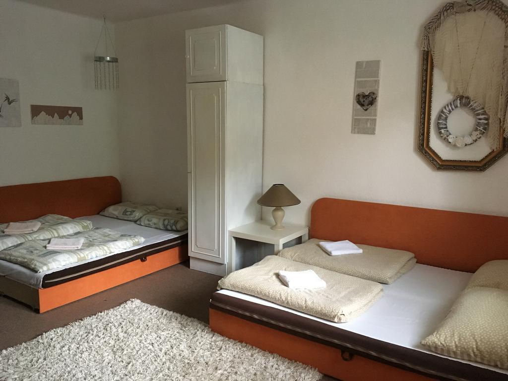 Apartmánový Dom Králiky Esterno foto