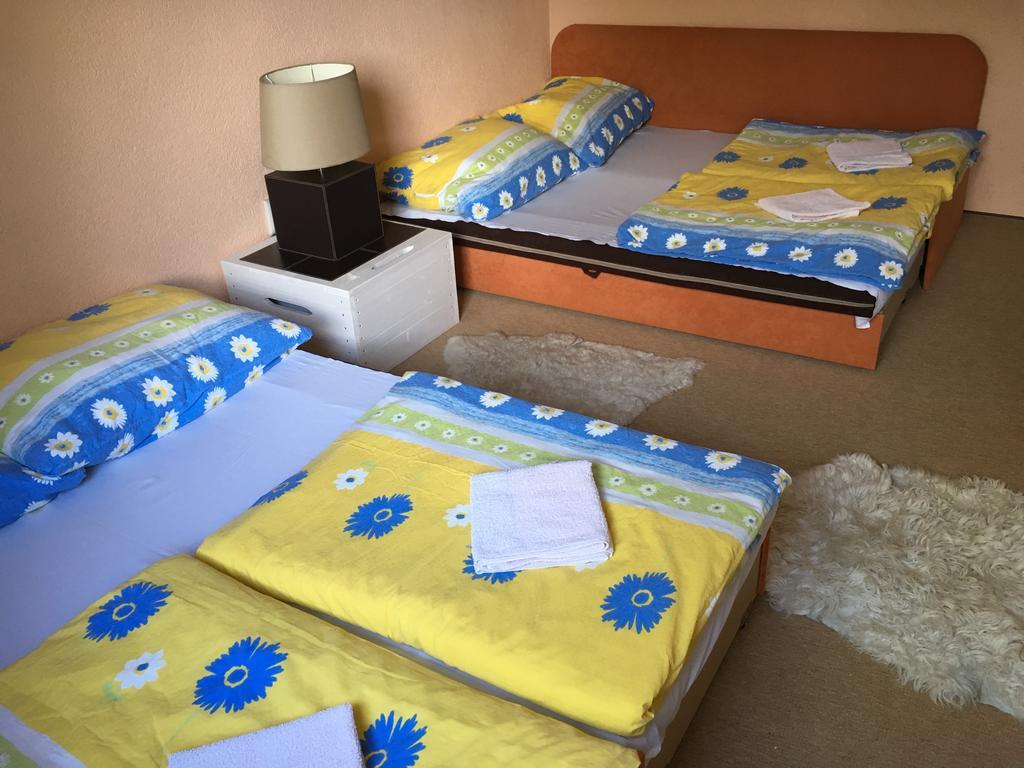 Apartmánový Dom Králiky Esterno foto